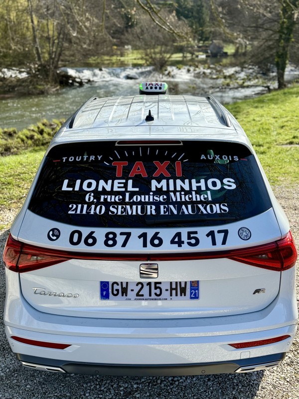 Reserver un taxi de la gare de Montbard à Quarré-les-Tombes 